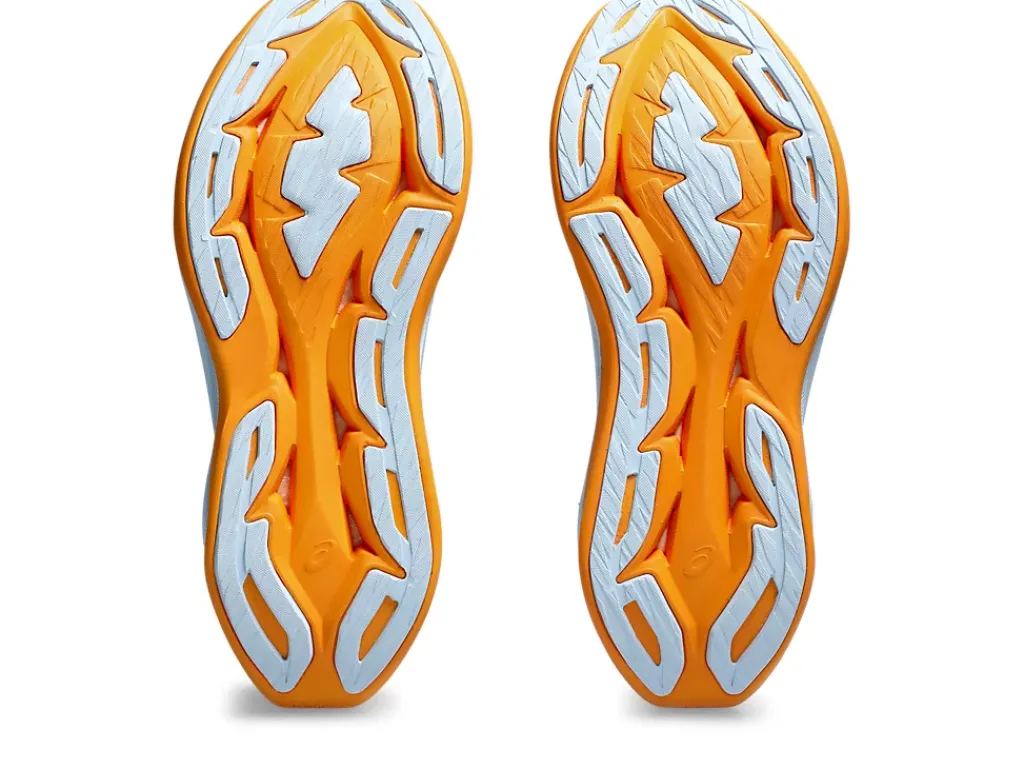 ASICS SUPERBLAST-Women Neutral|Running Shoes